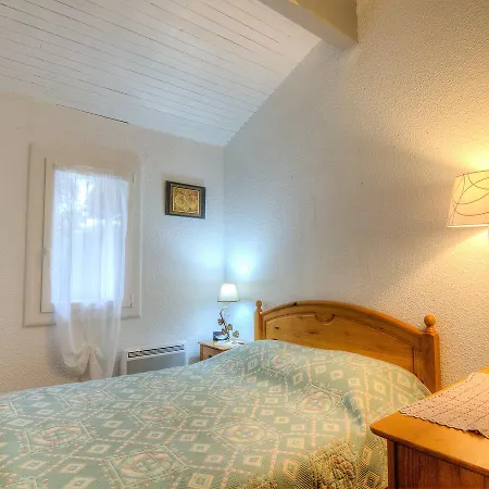 Paradise Ocean-11 By Interhome *